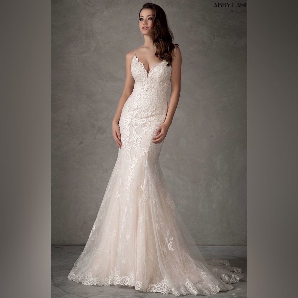 🚨 LAST CALL BRIDAL SALE! LISTINGS WILL BE DELETED MAY 3rd. MOVING TO NEW WEBSITE